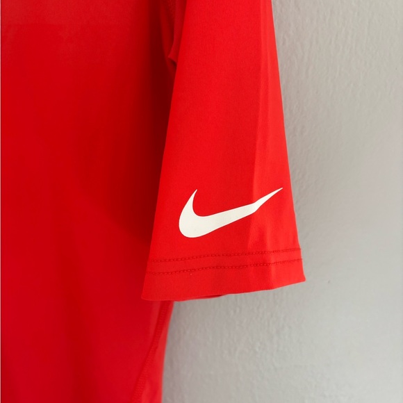 EUC Nike Compression Shirt Size Large - Picture 4 of 8